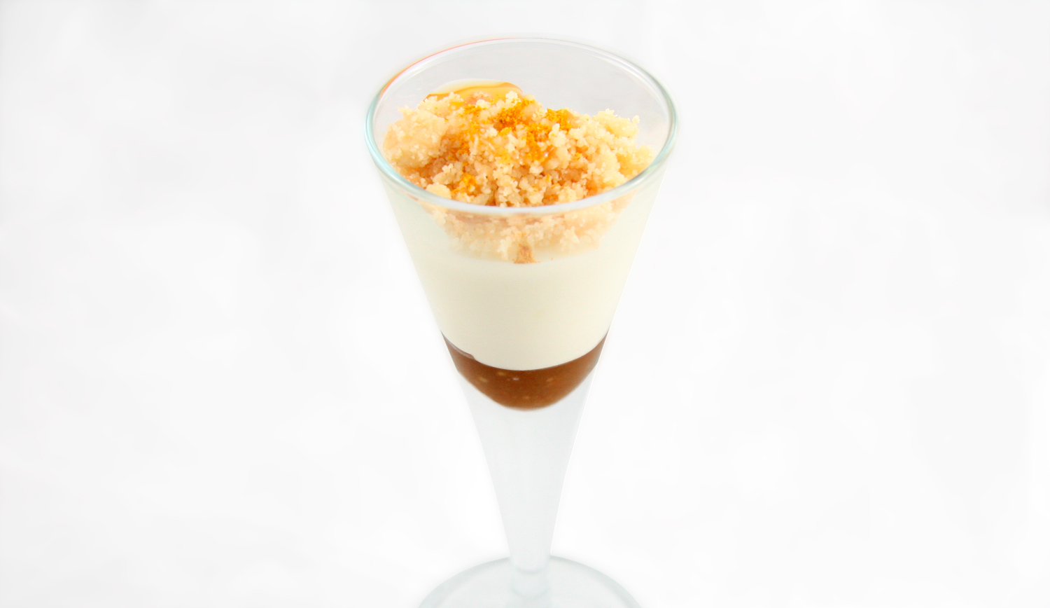 Mousse de chocolate blanco, crema de dátiles, miel y curry 2